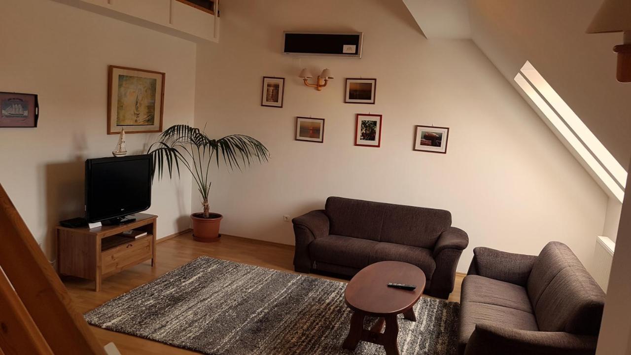 Aaa-Apartment 2 Balatonfüred Exteriör bild